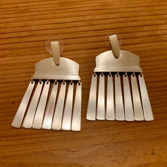 Kendra Scott Layne Statement Earrings Silver - Picture 3 of 3